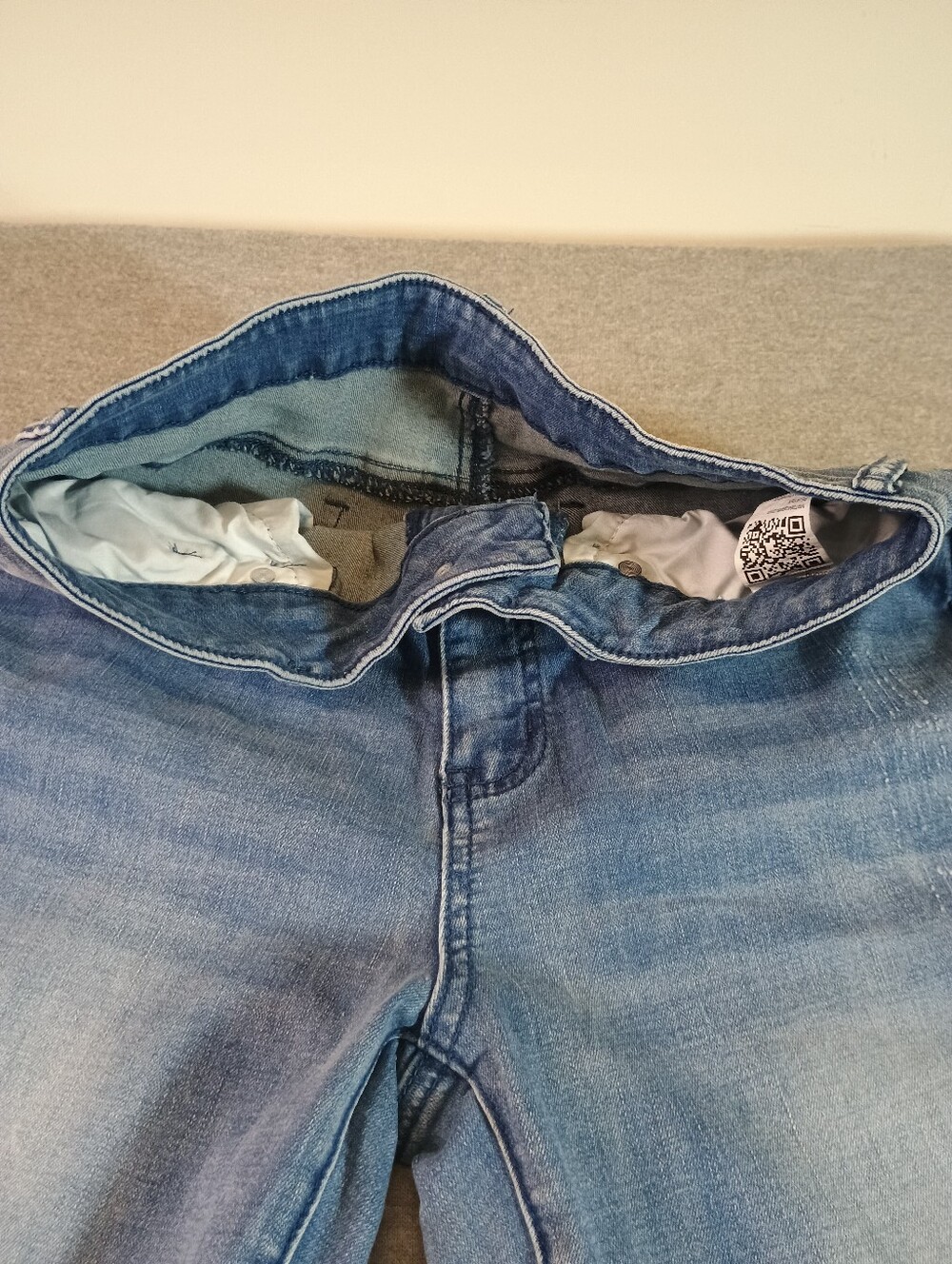 Unbranded Women's Size 26  Light Blue Flared Jeans - Picture 8 of 9